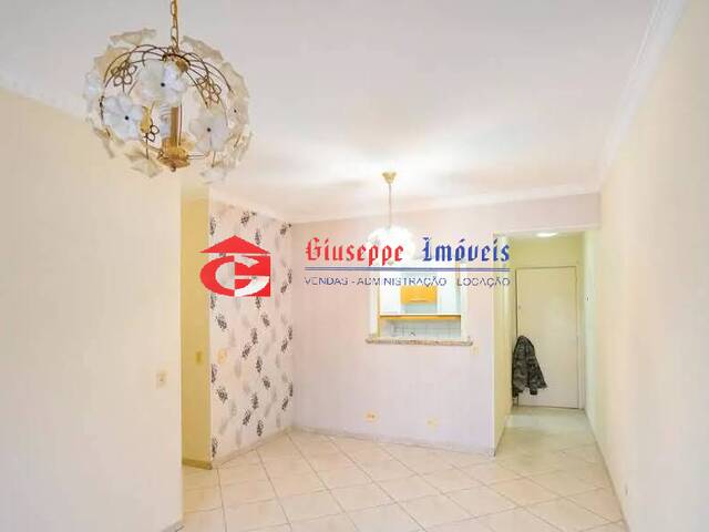 Locação em Vila Gomes Cardim - São Paulo